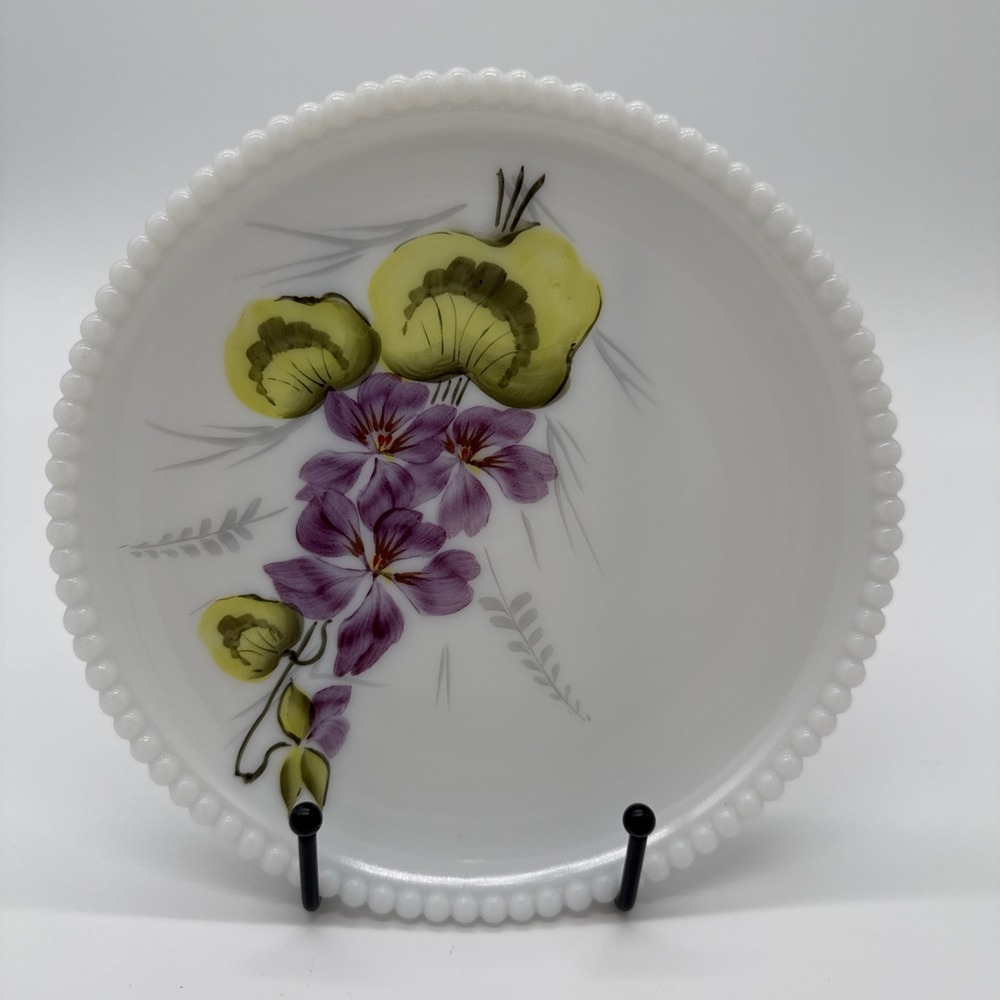 Vintage Westmoreland Beaded Edge White Milk Glass Violet Plate
